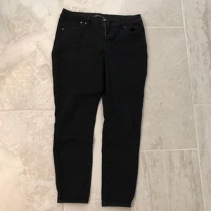 Miss Poured in Blue Black Jeans